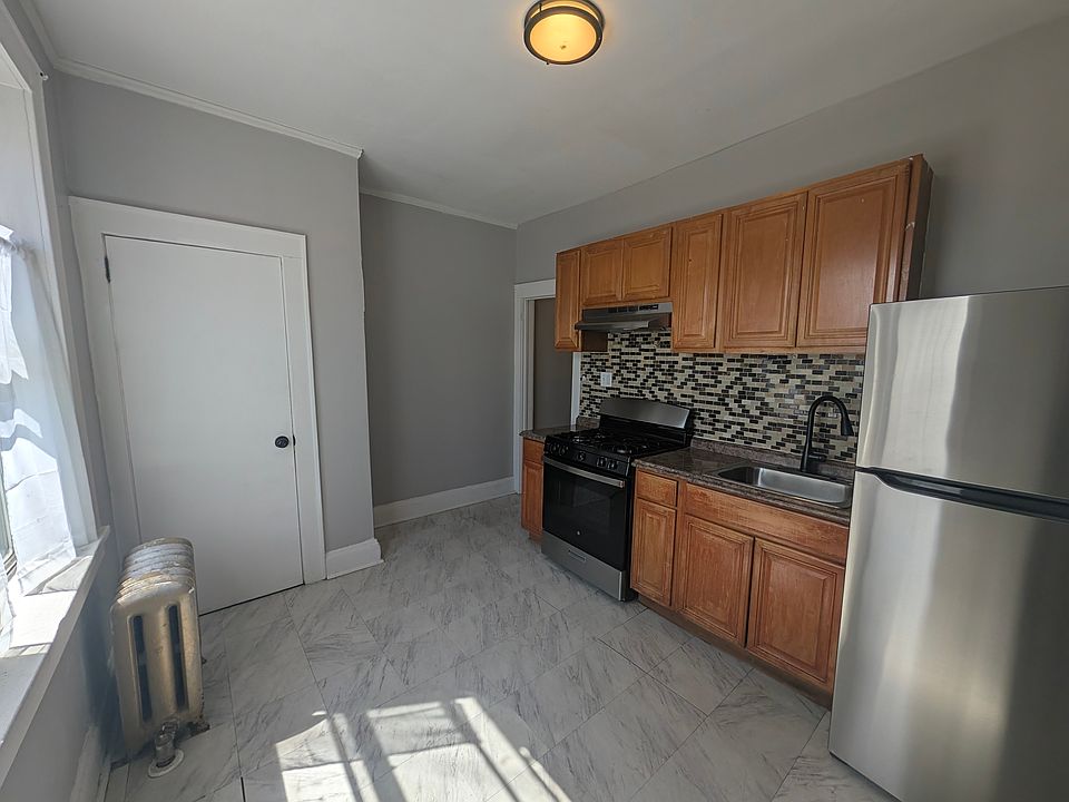 1st image of 179 Madison St APT A9