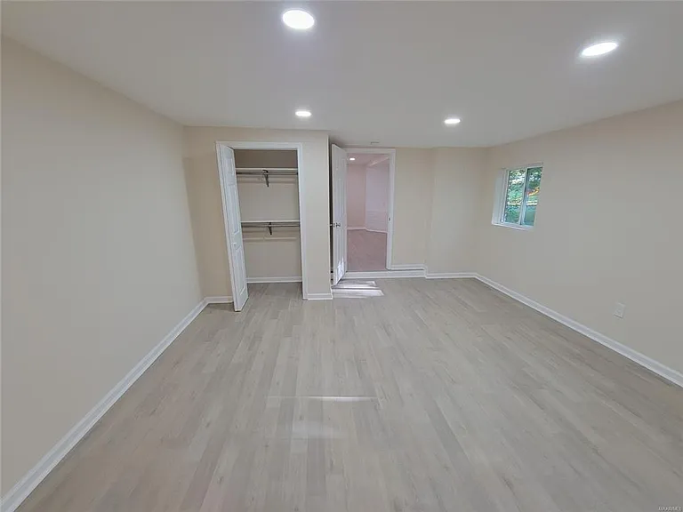 950 Karen Rd — Photo 6