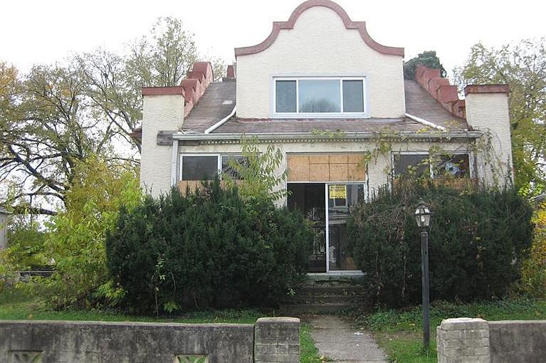 1st image of 1329 Yarmouth Ave