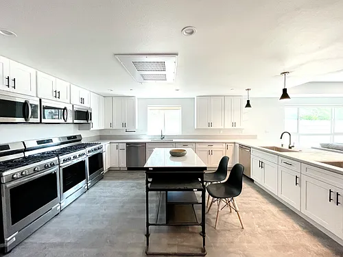 Floor plan 1443 1/4 W 37th Dr