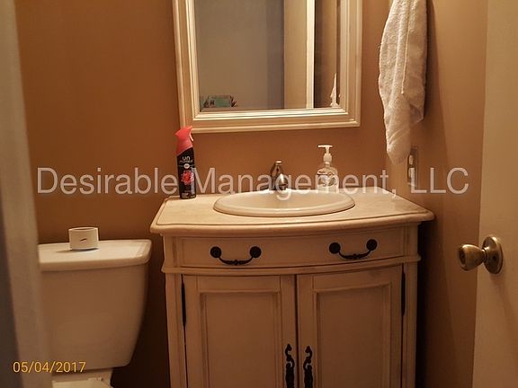 3rd image of 731 Longleaf Ln