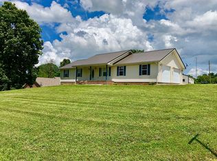 78 Deerwood Dr, Science Hill, KY 42553