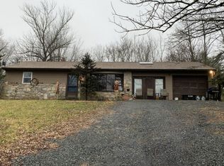 141 Pineland Rd, Birdsboro, PA 19508