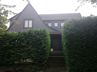 1520 22nd Ave E, Seattle, WA 98112