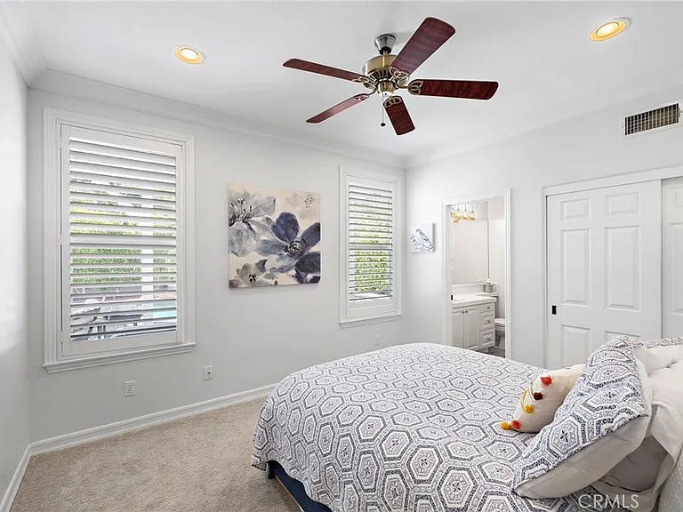 8 Victoria Ln — Photo 20