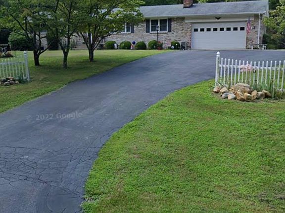 2nd image of 2655 Laurel Branch Dr