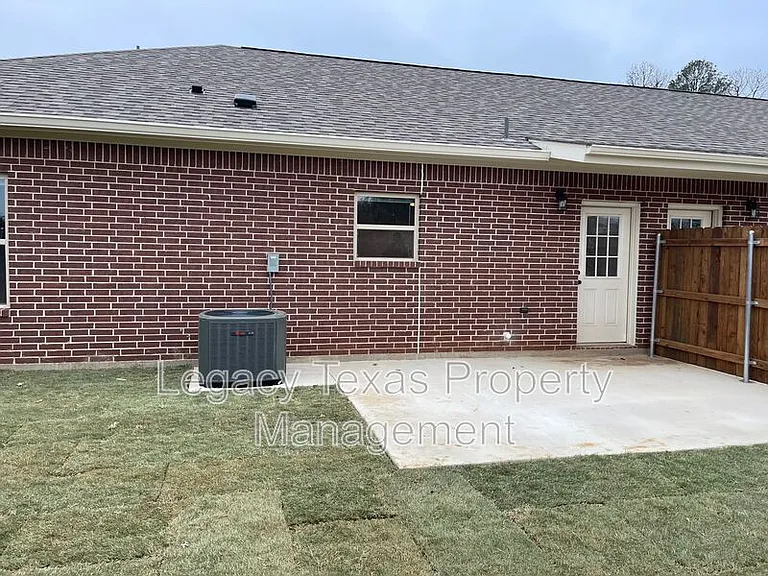 2321 County Road 704 #B — Photo 16