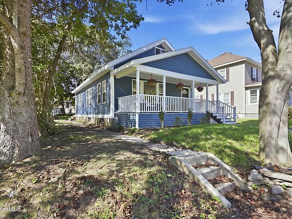 2nd image of 11 Allengate Ave
