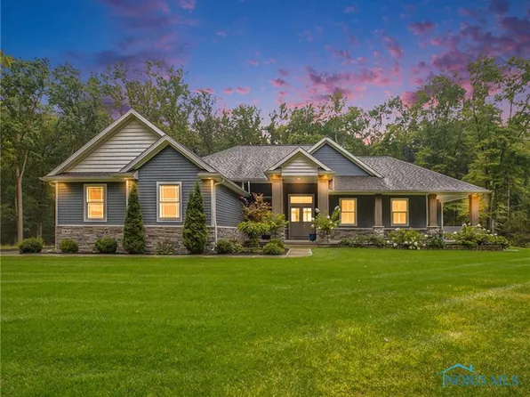 10879 Reed Rd, Monclova, OH 43542