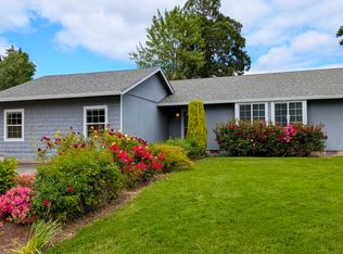 17615 NW Santiam Dr, Portland, OR 97229