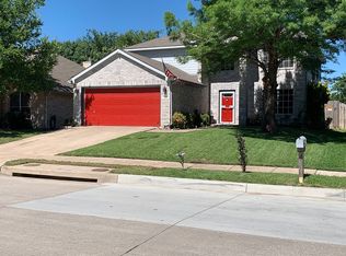 13725 Lost Spurs Rd, Roanoke, TX 76262