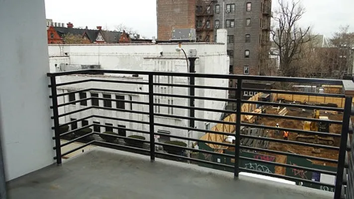 Rented by Elite NY Holdings | media 19