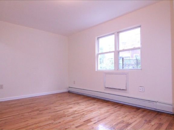 3rd image of 1305 Needham Ave #3