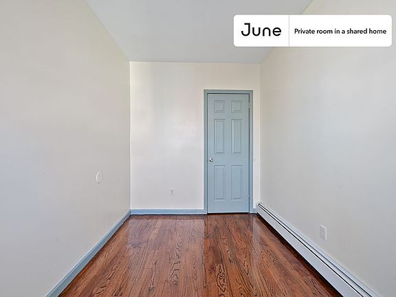 5th image of 1236 Putnam Ave #3-C