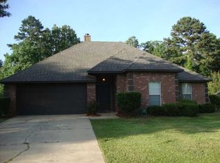 3121 Tynes Dr, Jackson, MS 39272