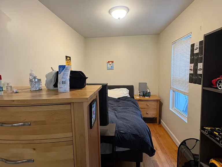 21-23 Weitz St #4 — Photo 4
