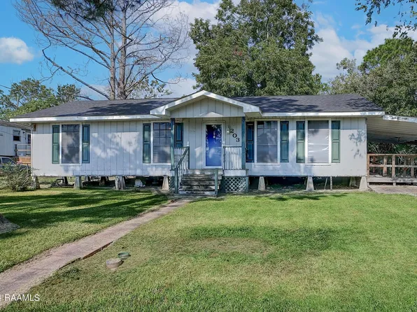203 Pecan Dr, Franklin, LA 70538