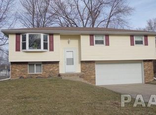 109 Tanglewood Ln, East Peoria, IL