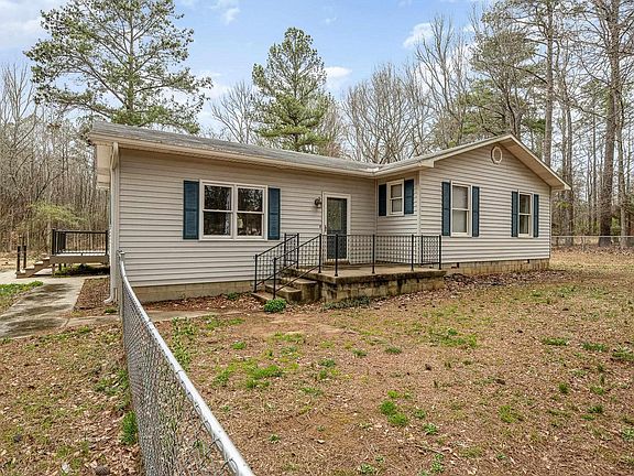 2nd image of 609 Fairforest Dr