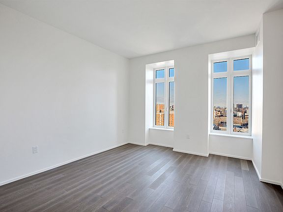 4th image of 543 W 122nd St #9E