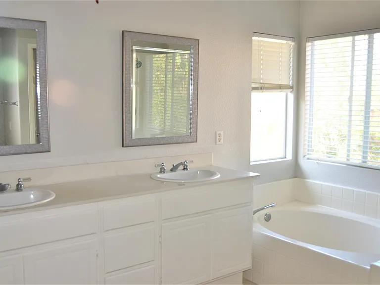 675 Sonoma St — Photo 19