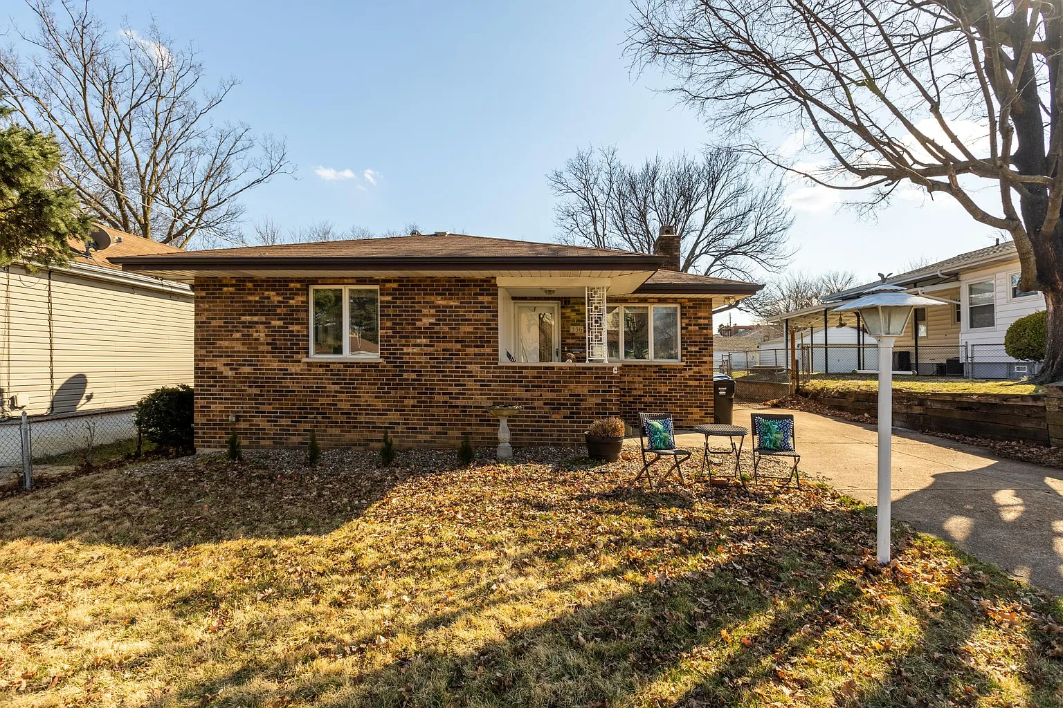 356 W Loretta Ave photo 1