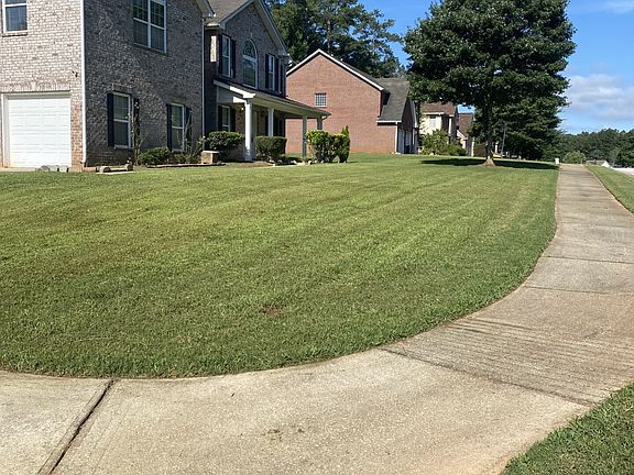 4th image of 5184 Miller Woods Dr