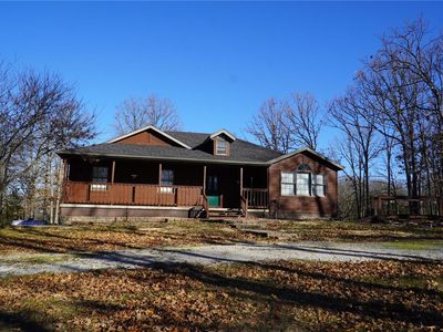 23605 Gralyn Ln, Lebanon, MO, 65536