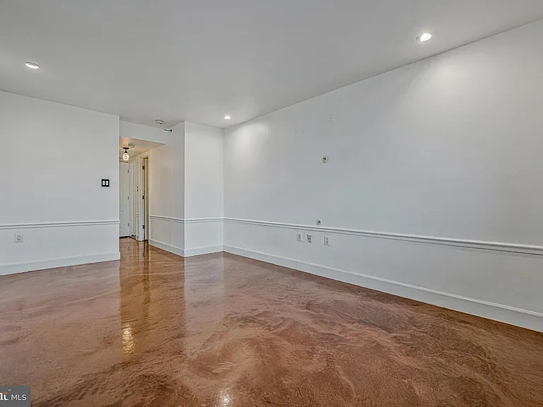 6302 Hil Mar Dr #6-2 — Photo 23