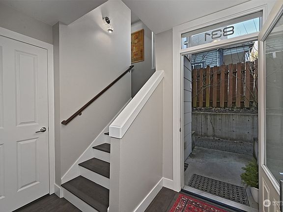 Entry way (1st floor) through front door with a coat closet