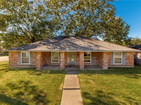 2732 Westerwood Dr, Baton Rouge, LA 70816