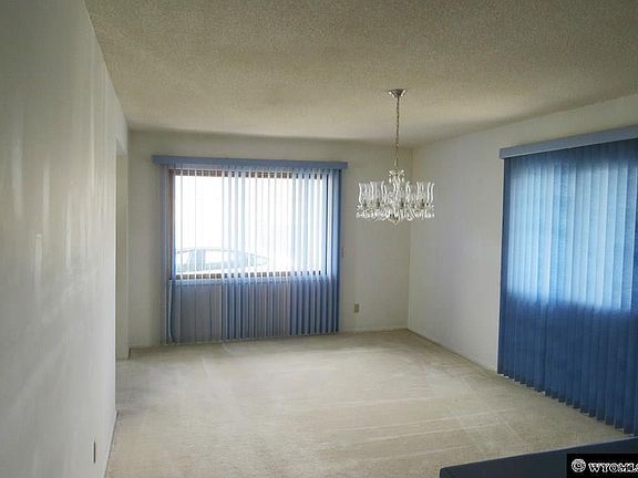 5th image of 32 Arroyo Ln