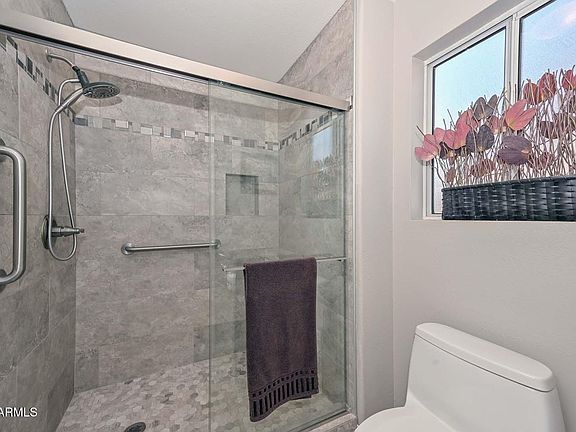 3rd image of 8352 W ROSEMONTE Drive