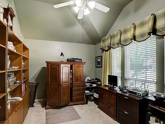 3rd image of 14831 Wooded Glen Court