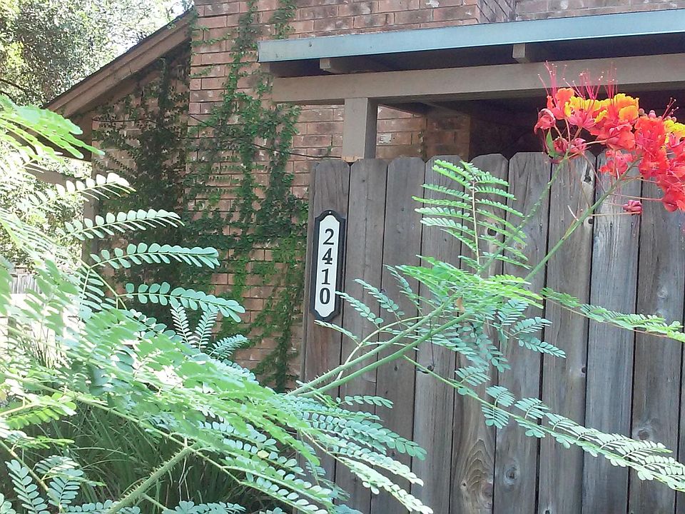 1st image of 2410 La Casa Dr #B