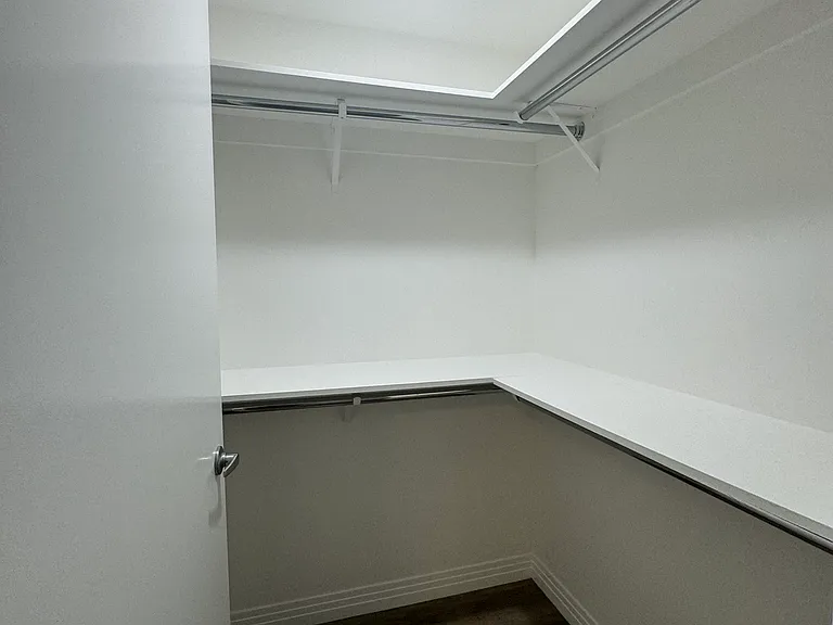 Roberts Hall — Photo 47