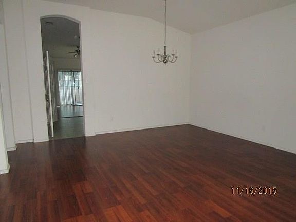 3rd image of 8113 Southern Pine Way