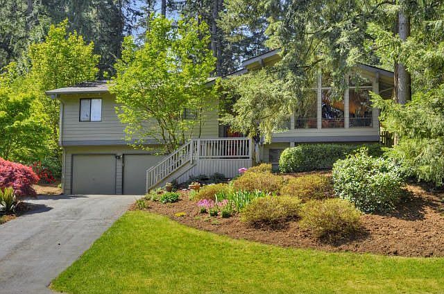 1st image of 15945 SE 41st Pl