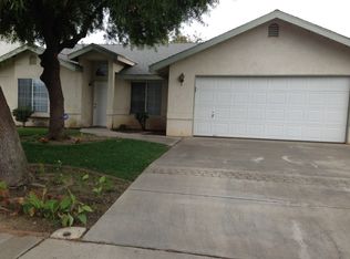 1026 Manor Ave, Hanford, CA 93230