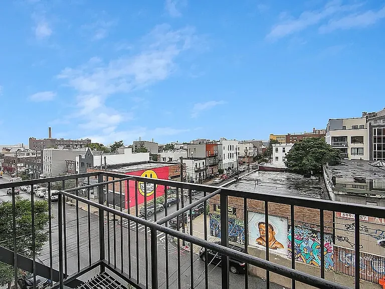 949 Metropolitan Ave #3B — Photo 3