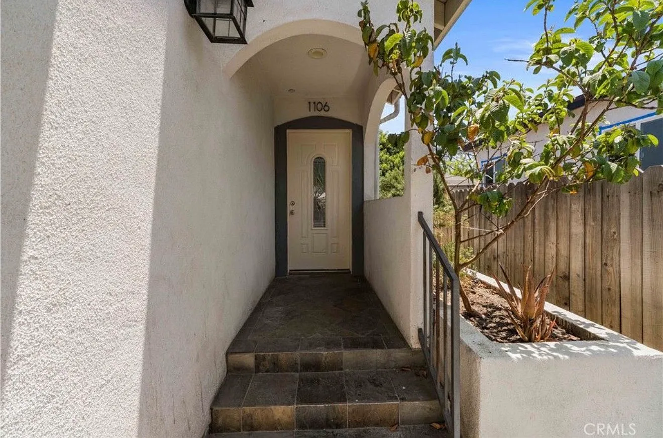 4 bed, $3,100 — Photo 4