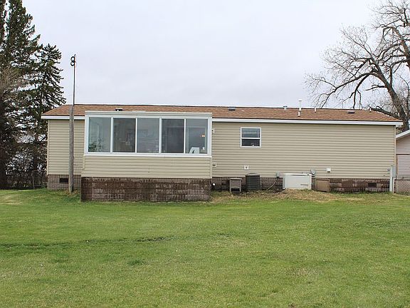 4th image of 15671 44th St SE