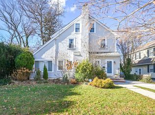 3226 158th St, Flushing, NY 11358