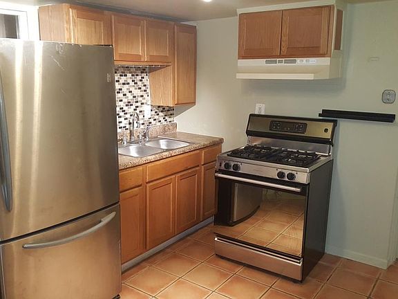 4th image of 2026 W McLean Ave #G