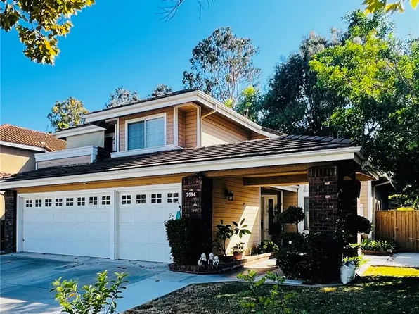 2594 Redrock Dr, Corona, CA 92882