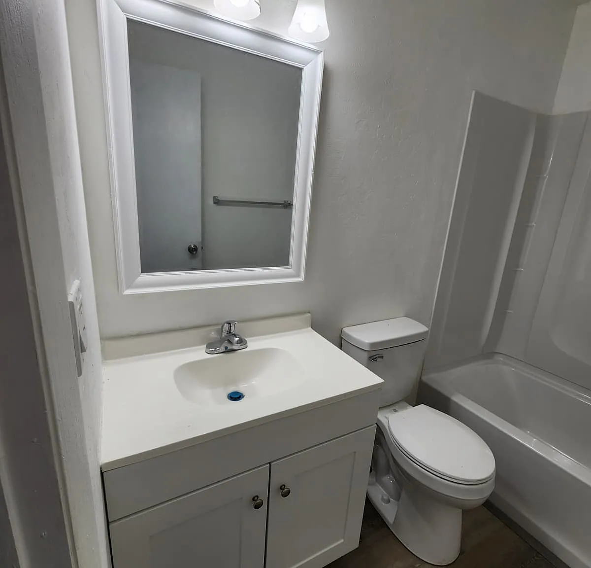 3 bed, 1218 sqft, $1,945 — Photo 4
