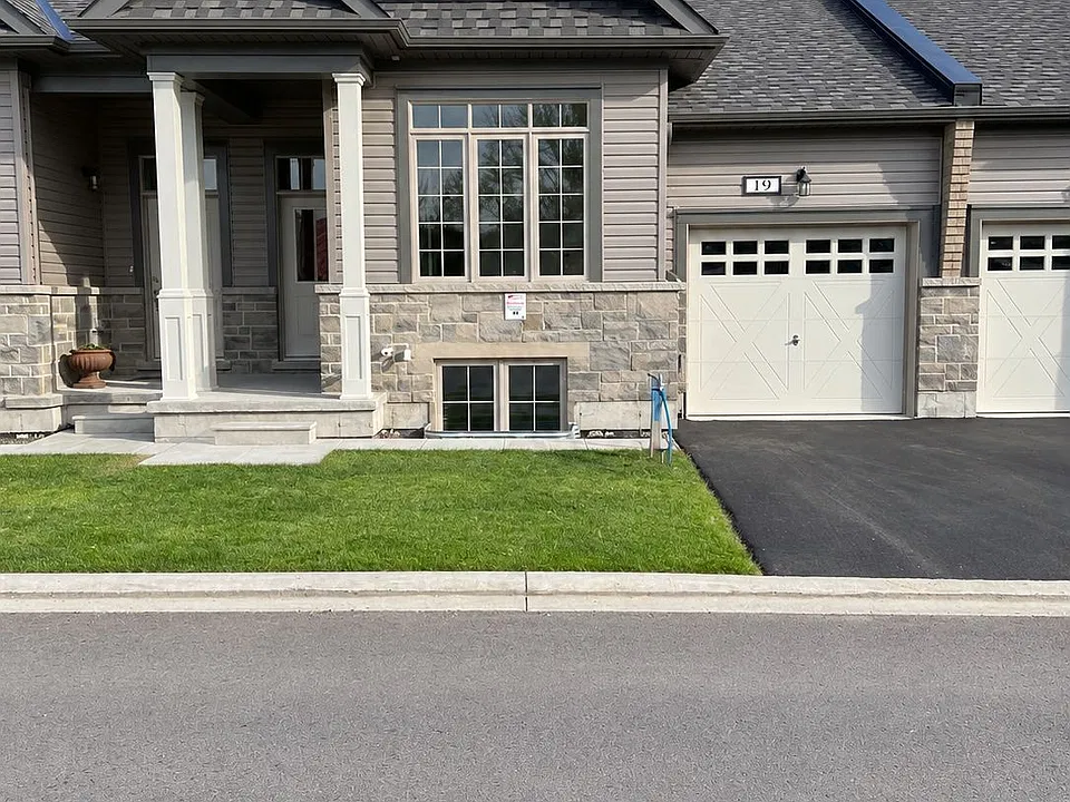 17 Lakewood Cres #19