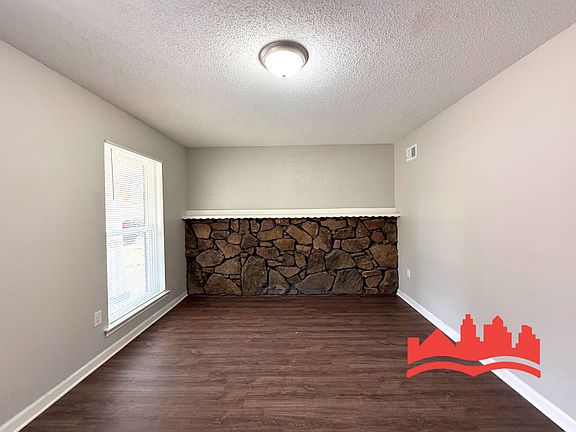 4th image of 4393 Cottonwood Rd