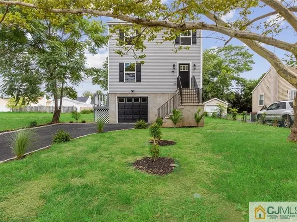 72 Macarthur Ave, Sayreville, NJ 08872