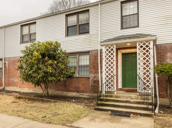 79 Mencel Circle #A, Bridgeport, CT 06610